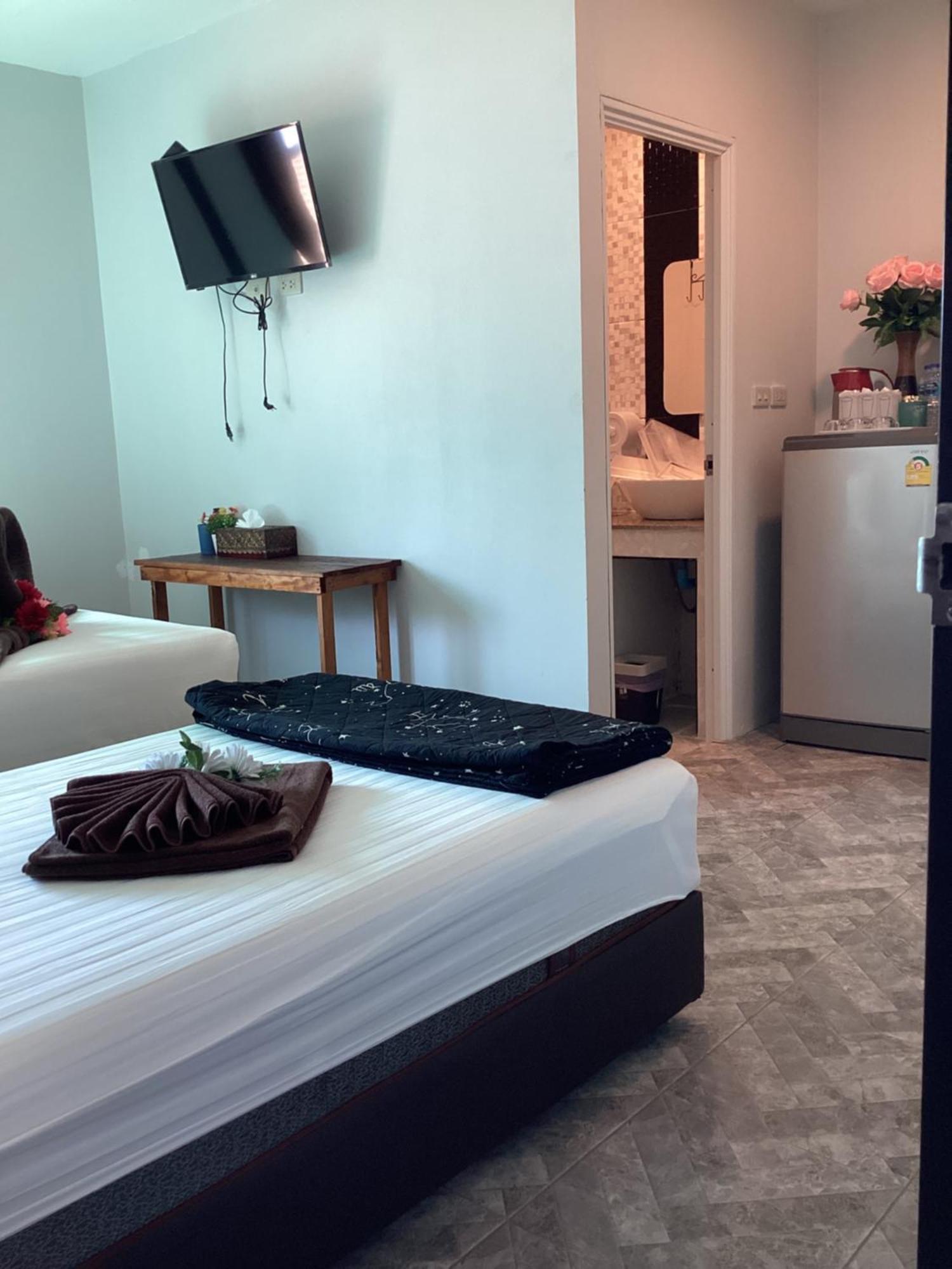 Nest Hostel Lipe Экстерьер фото